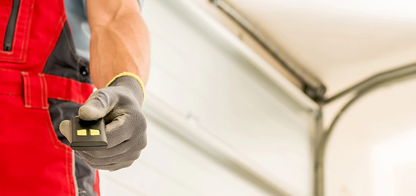 Residential Garage Door Security in Vista, California