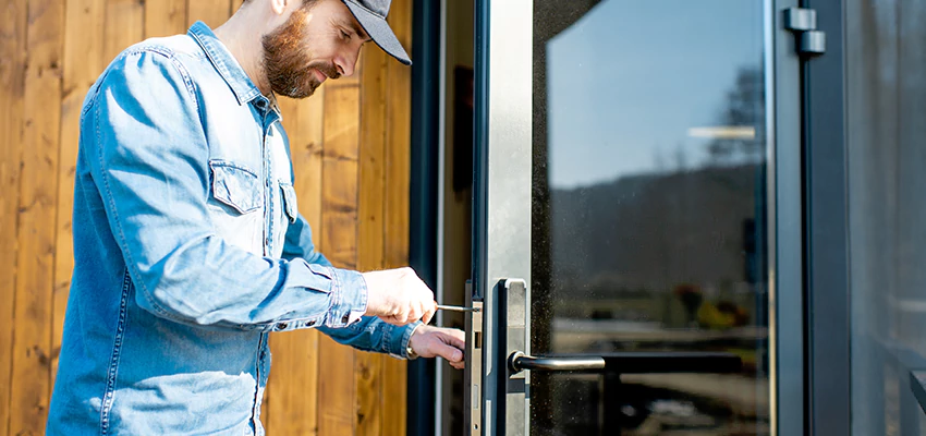 Frameless Glass Storefront Door Locks Replacement in Vista, CA