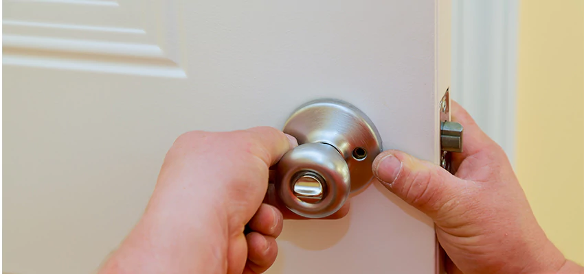After-hours Locksmith For Lock And Key Installation in Vista, CA