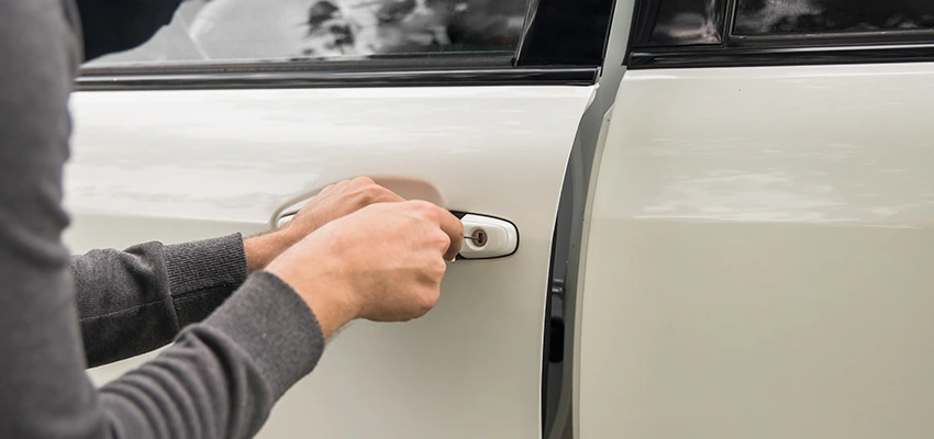 Unlock Car Door Service in Vista, CA