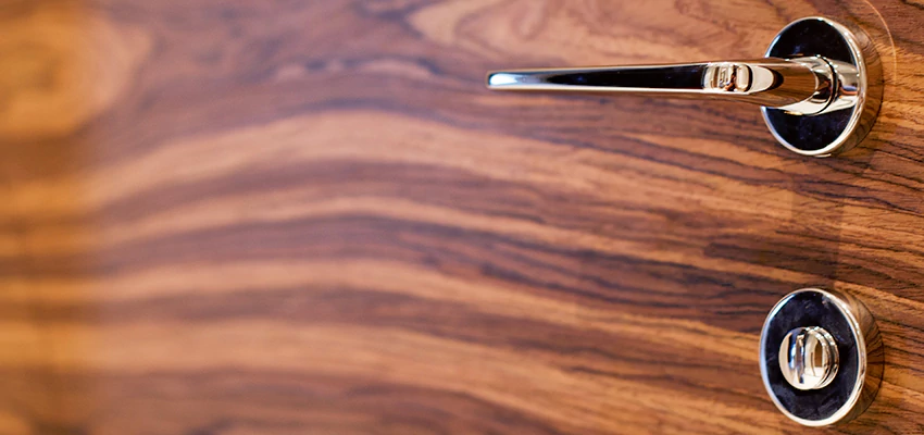 On Demand Locksmith For Key Fobs Repair in Vista, California